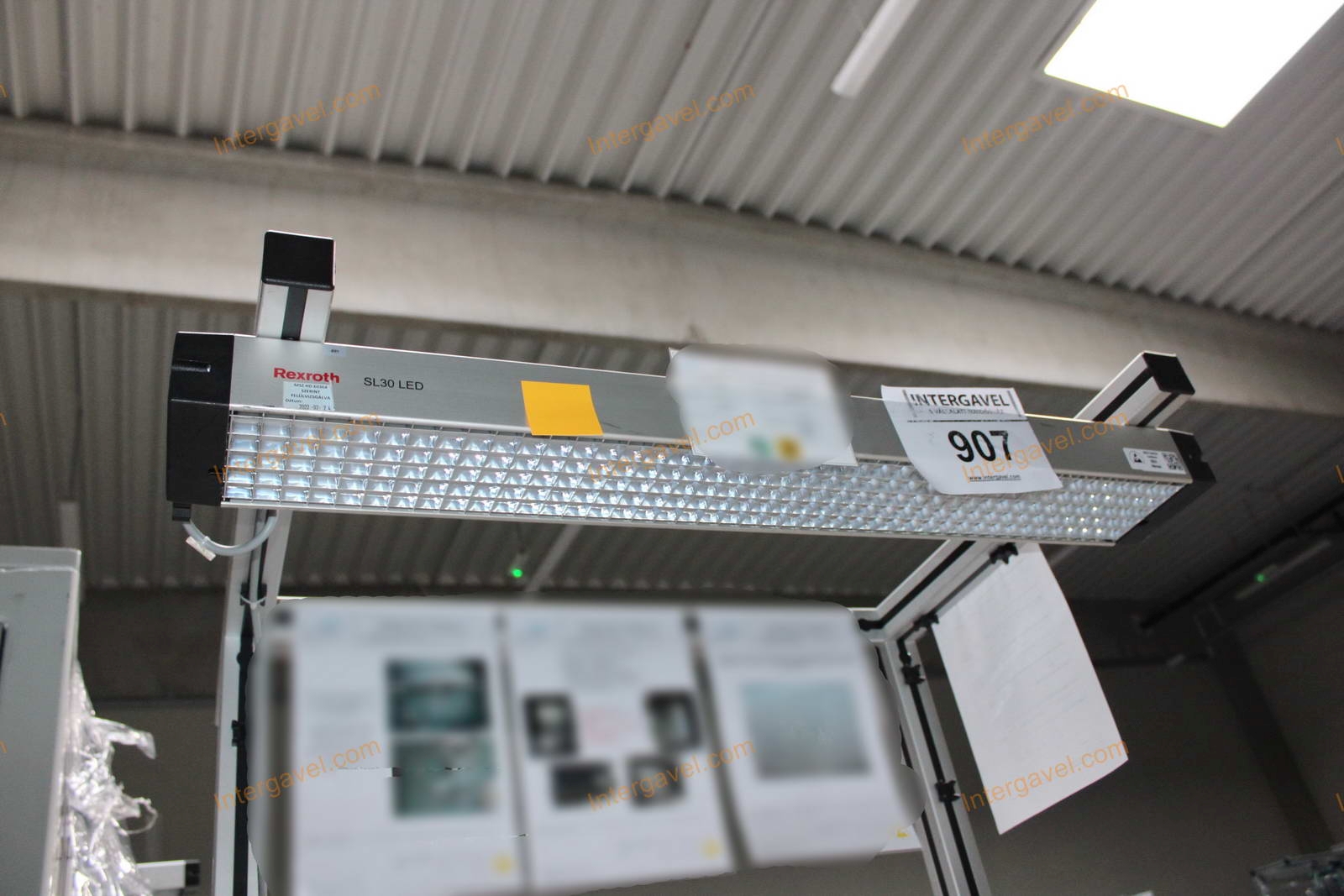 Bontott szerelő munkahely 4