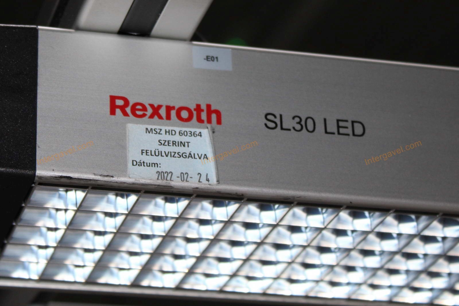 Bontott szerelő munkahely 5