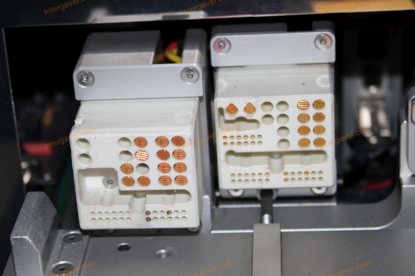 Bontott teszt munkahely 4