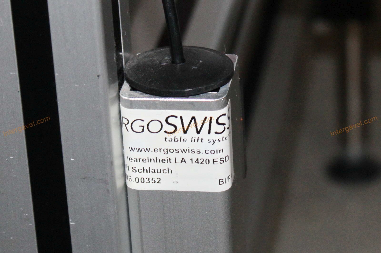 Bontott szerelő munkahely 12