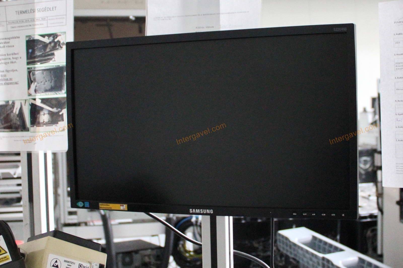 Bontott szerelő munkahely 7