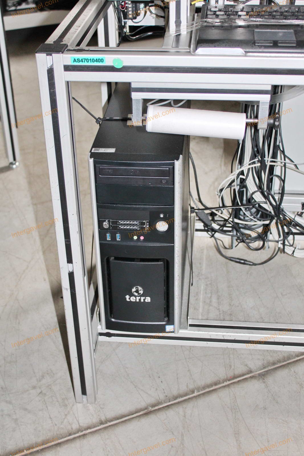 Bontott szerelő munkahely 14