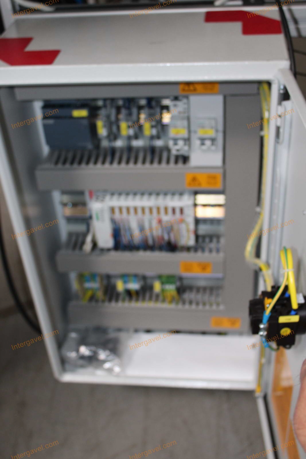 Bontott szerelő munkahely 16