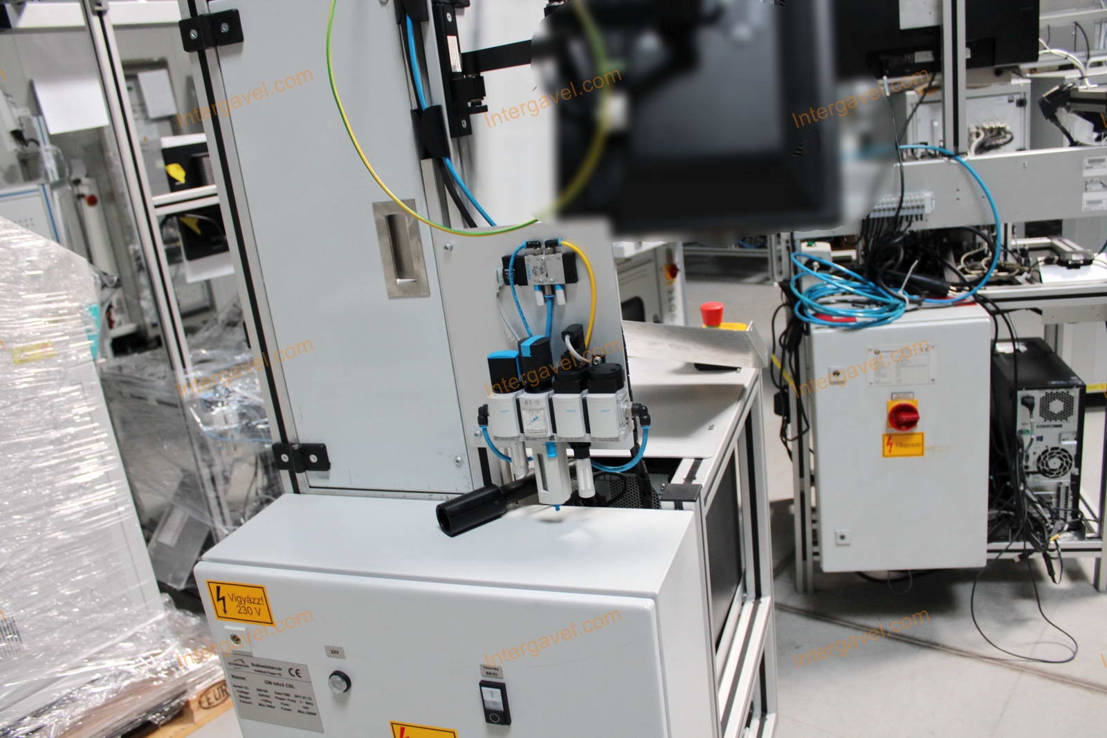 Bontott teszt munkahely 5