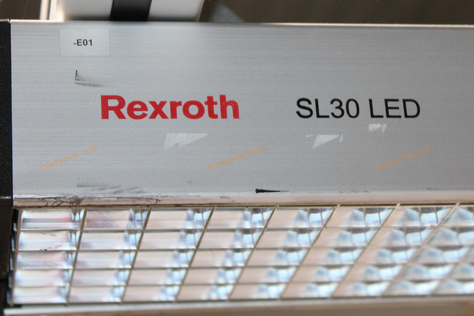 Bontott szerelő munkahely 9