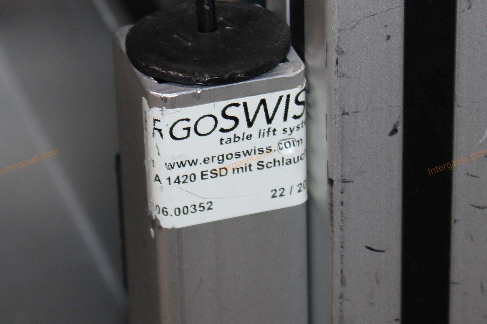 Bontott szerelő munkahely 12