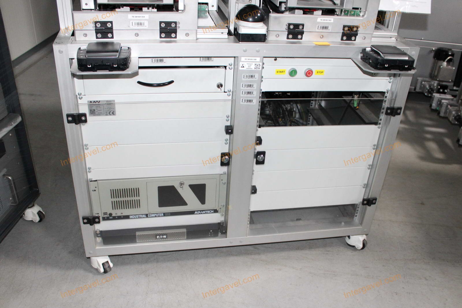 Bontott teszt munkahely 3