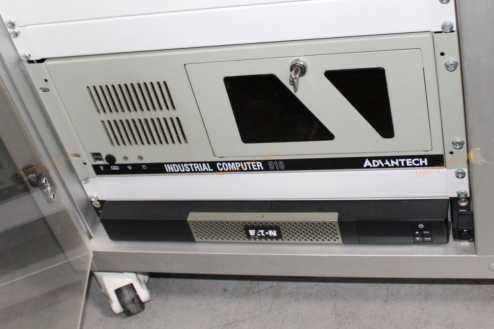 Bontott teszt munkahely 4