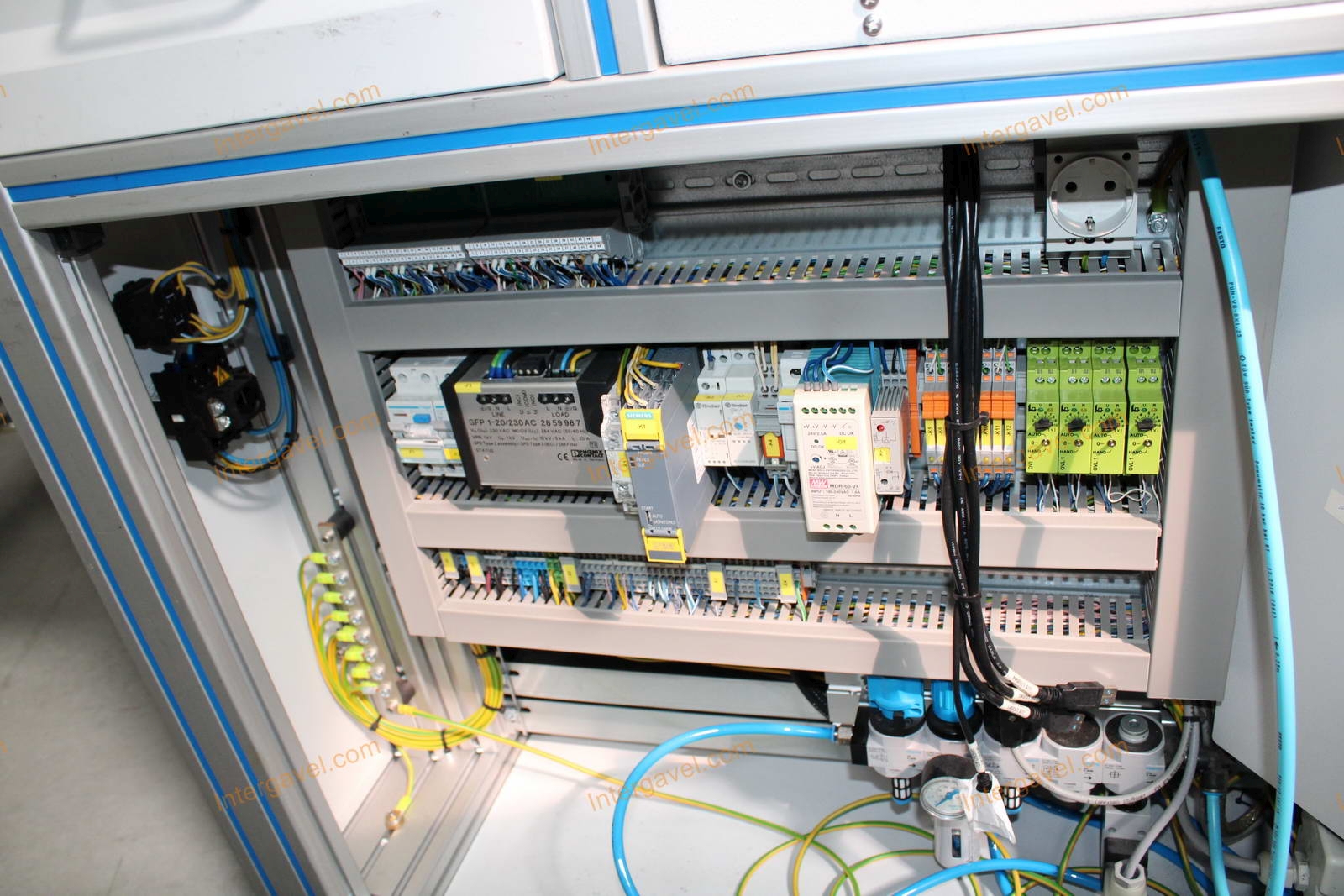 Bontott teszt szekrény 15