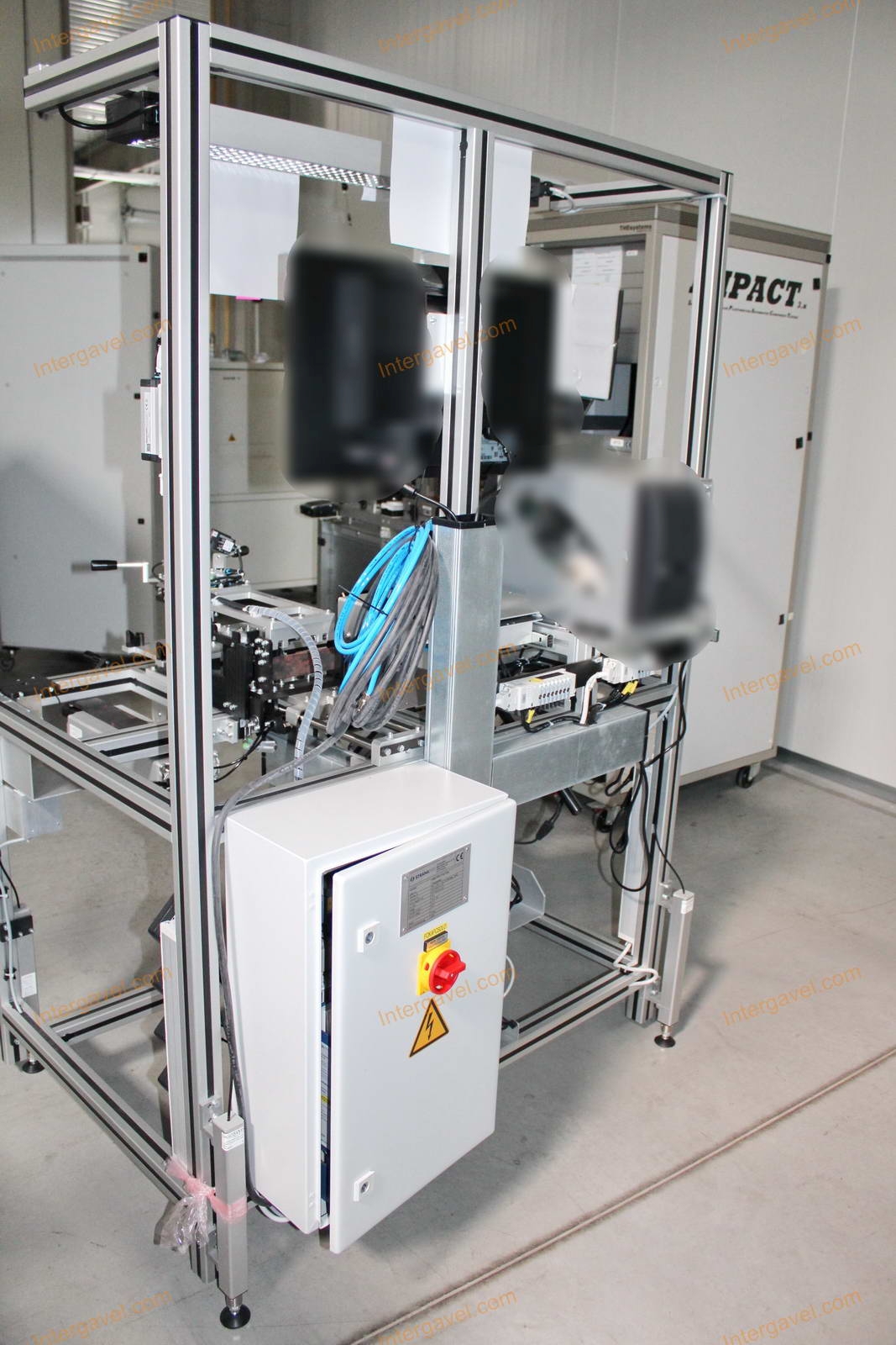 Bontott szerelő munkahely 2