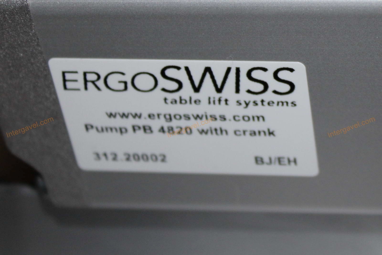 Bontott szerelő munkahely 7