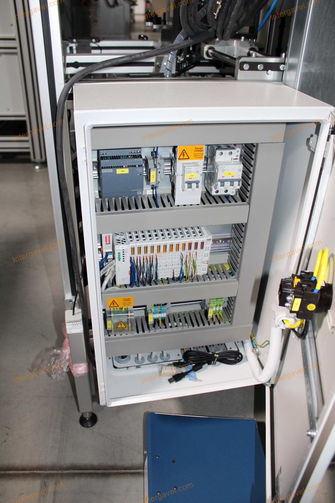 Bontott szerelő munkahely 8