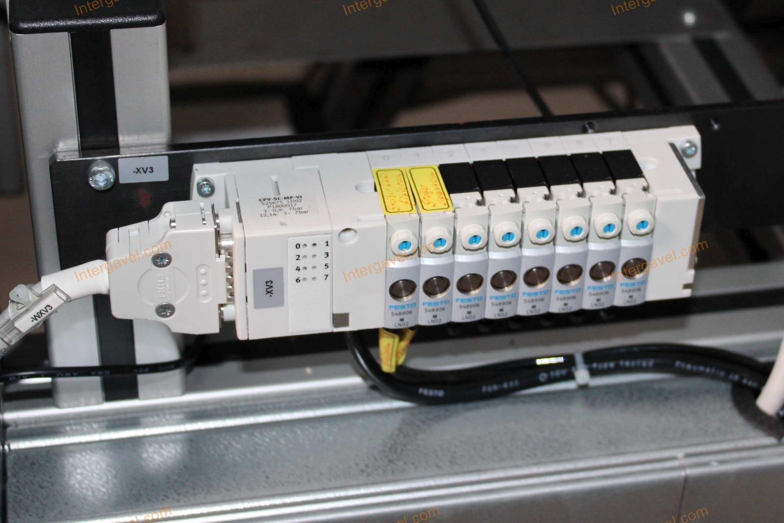 Bontott szerelő munkahely 9