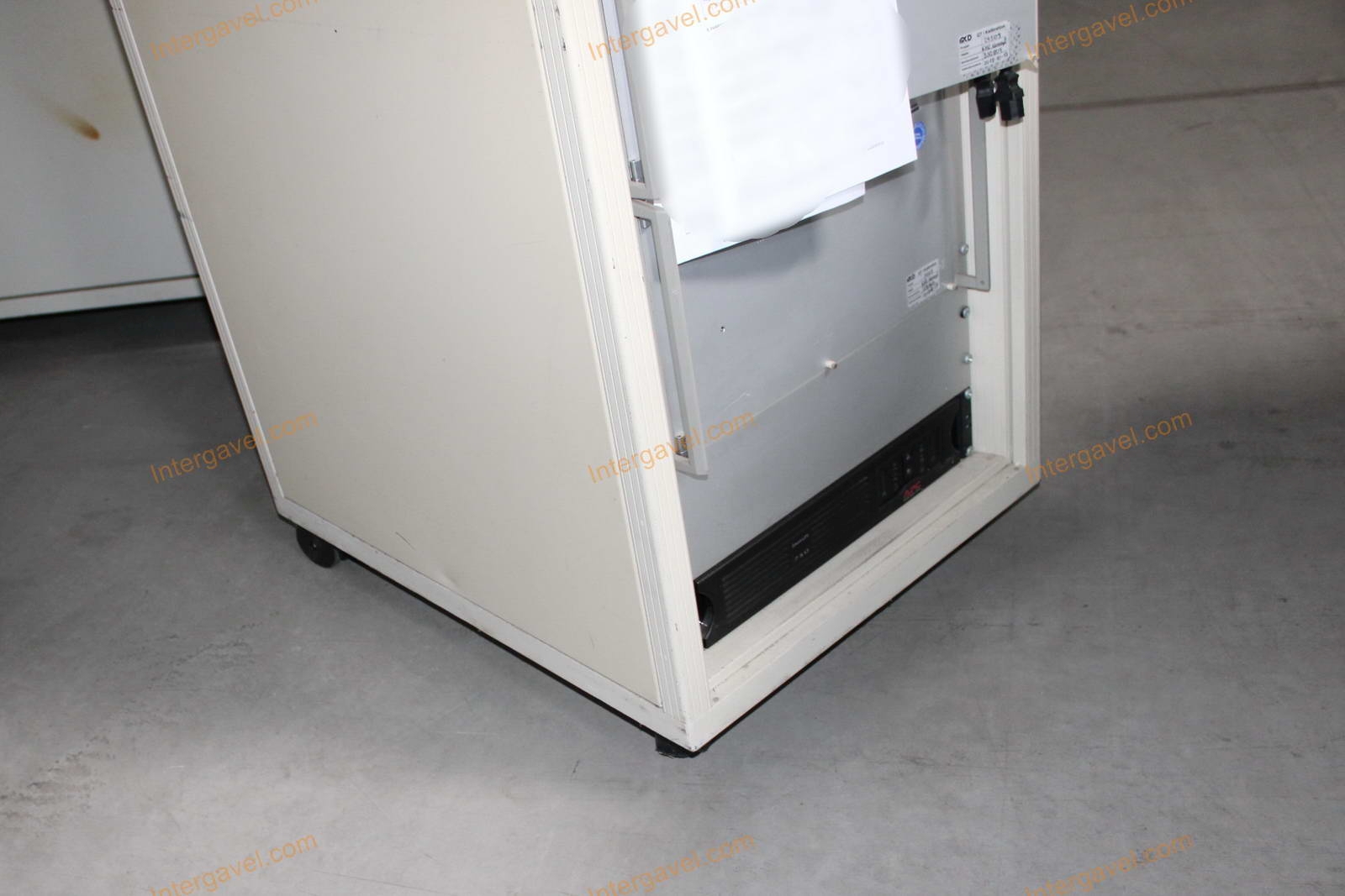 Bontott teszt szekrény 8