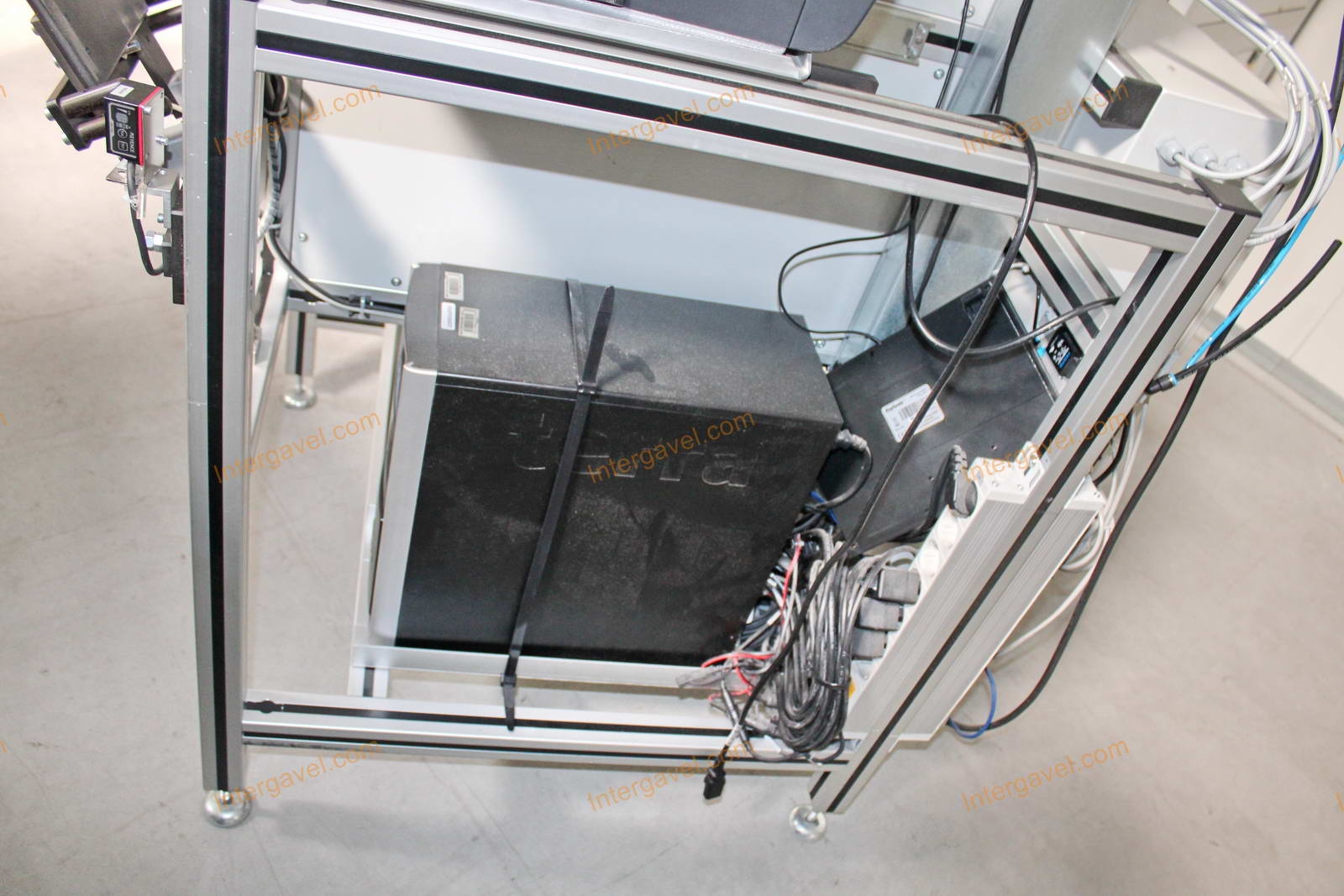 Bontott teszt munkahely 5