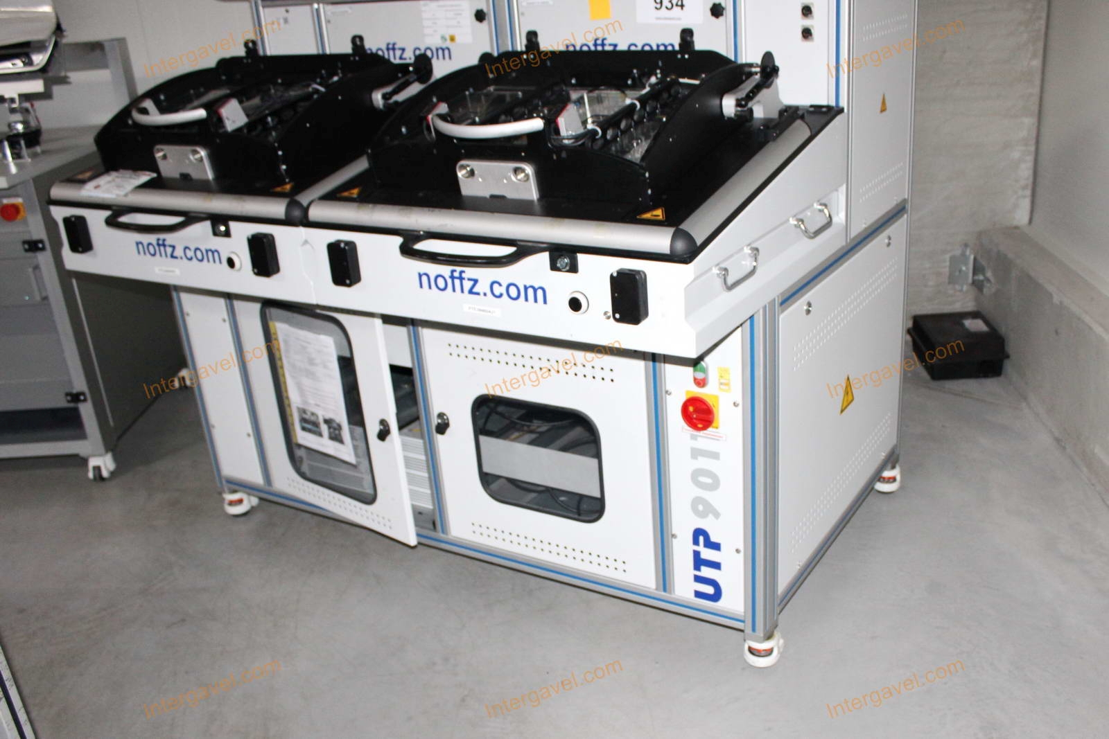 Bontott teszt szekrény 8