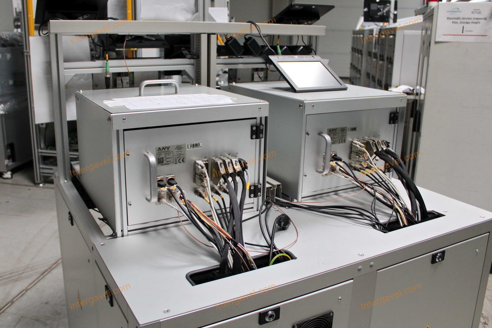 Bontott teszt munkahely 13