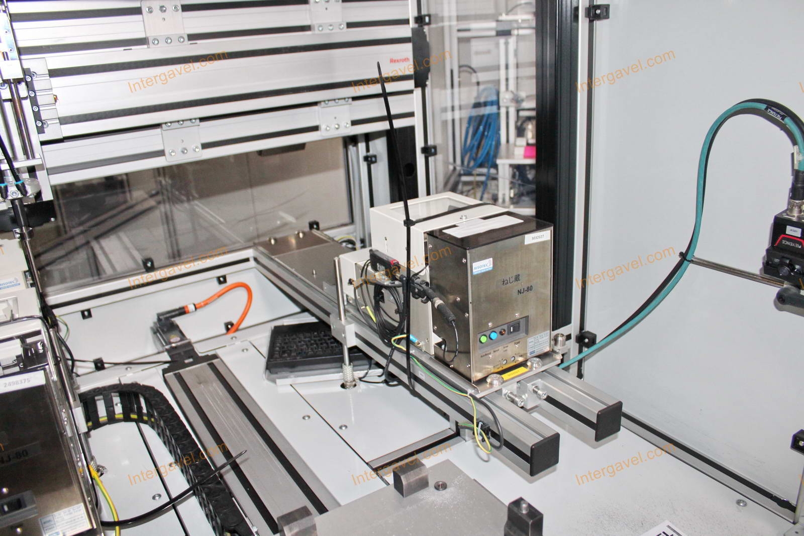 Bontott szerelő célgép 12