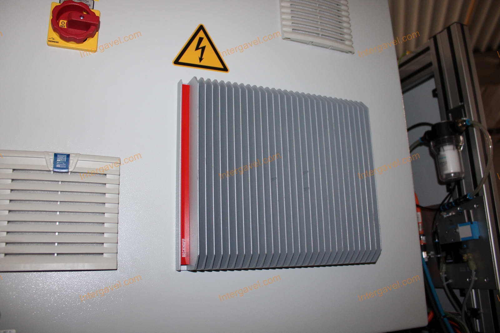 Bontott szerelő célgép 23