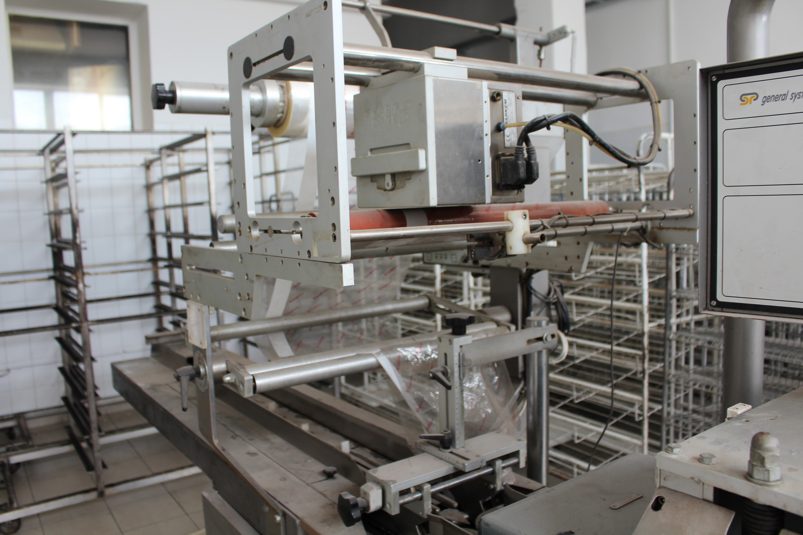 Síkcsomagoló gép 11