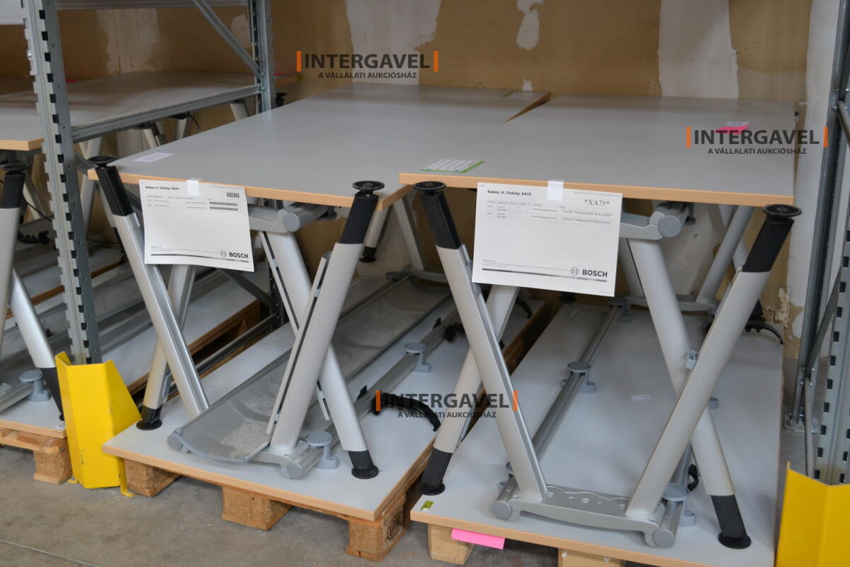 Irodabútorok aukciója 1.