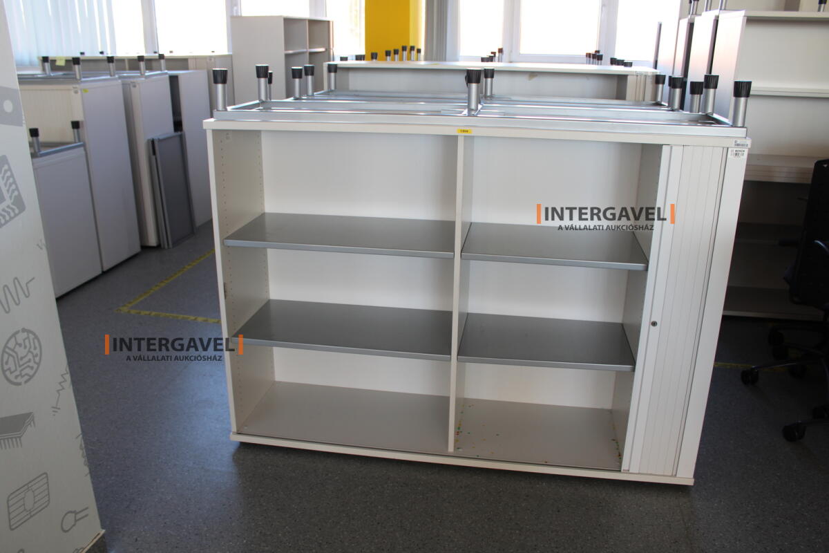 Redőnyös szekrény (1600 mm széles-fém lábrésszel) 2