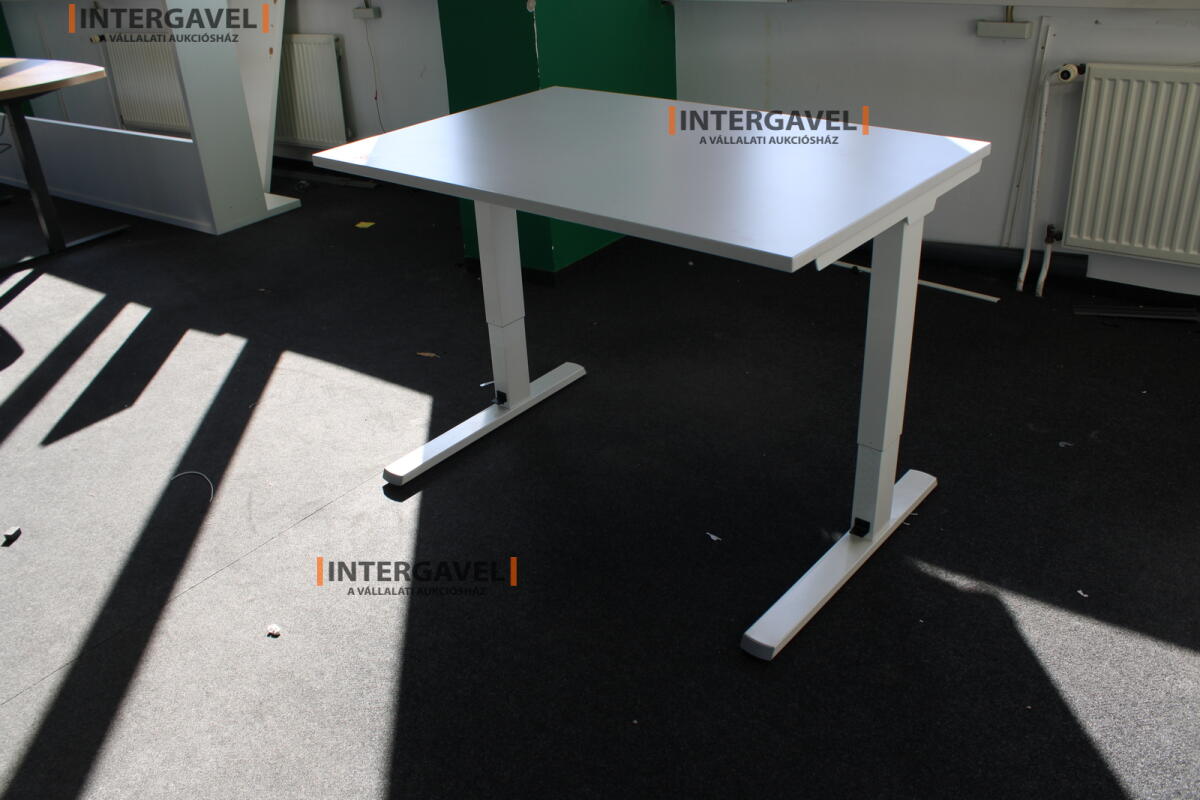 Íróasztal (mechanikusan emelhető-1200 mm) 3