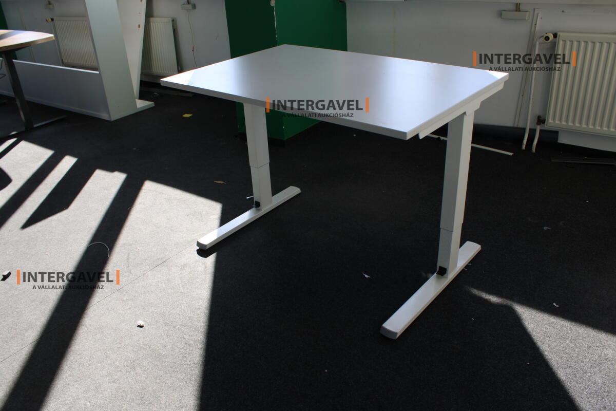 Íróasztal (mechanikusan emelhető-1200 mm) 3