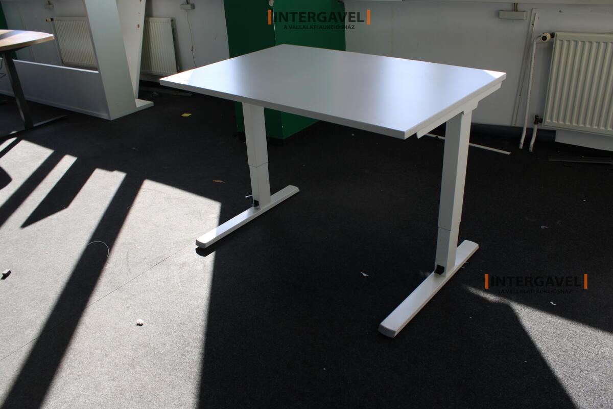 Íróasztal (mechanikusan emelhető-1200 mm) 3