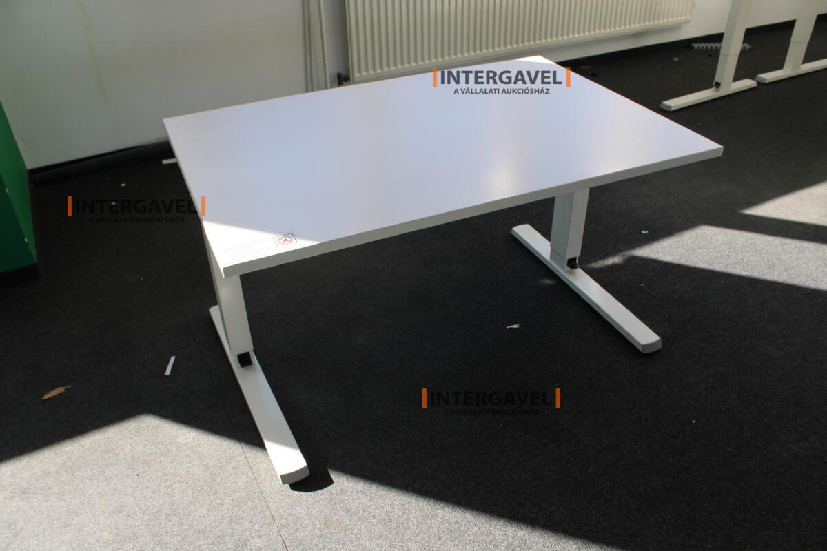 Íróasztal (mechanikusan emelhető-1200 mm)