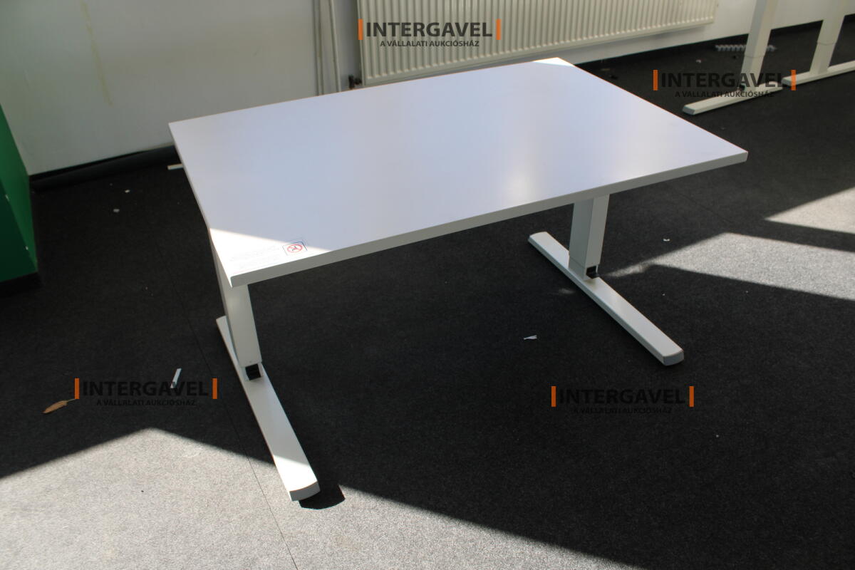 Íróasztal (mechanikusan emelhető-1200 mm)