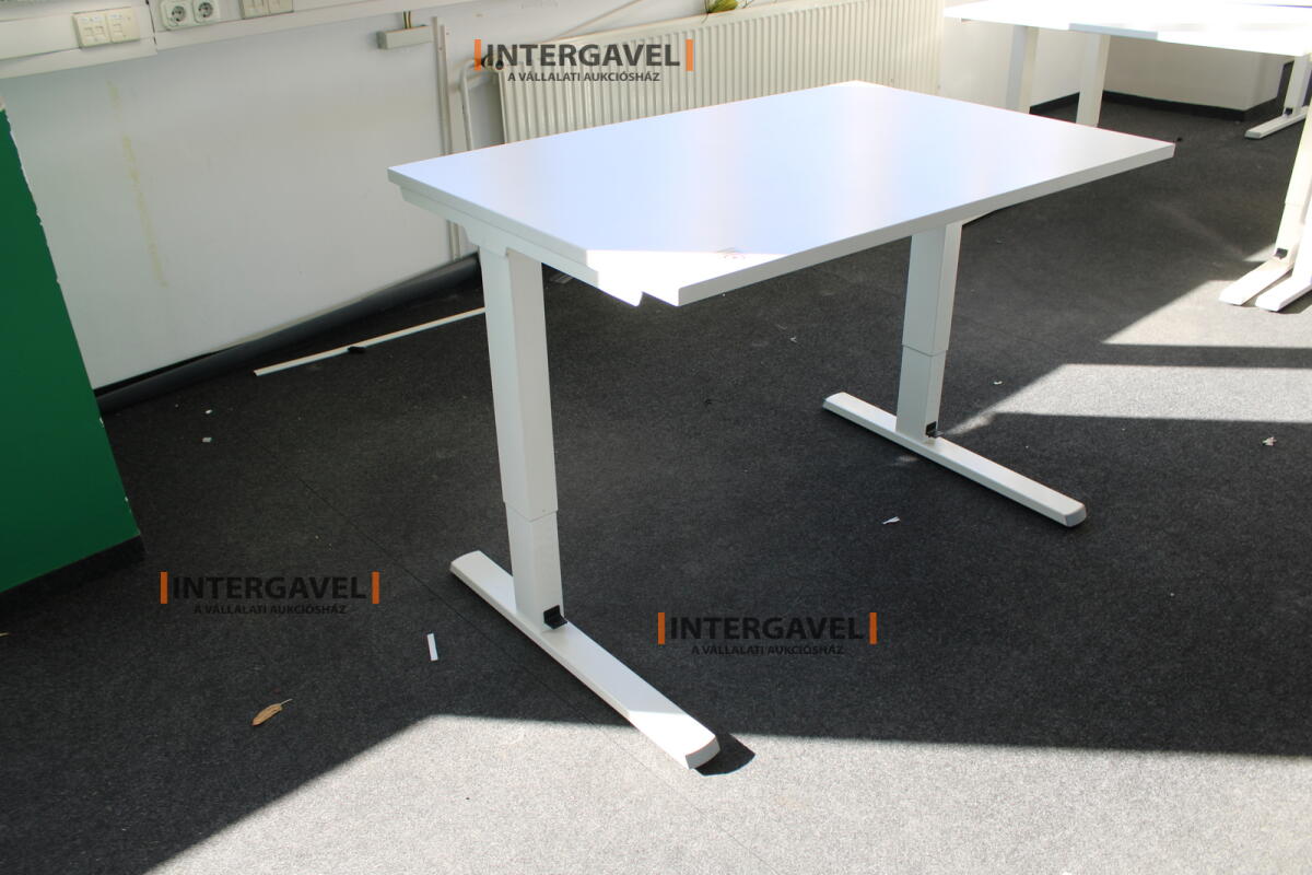 Íróasztal (mechanikusan emelhető-1200 mm) 4