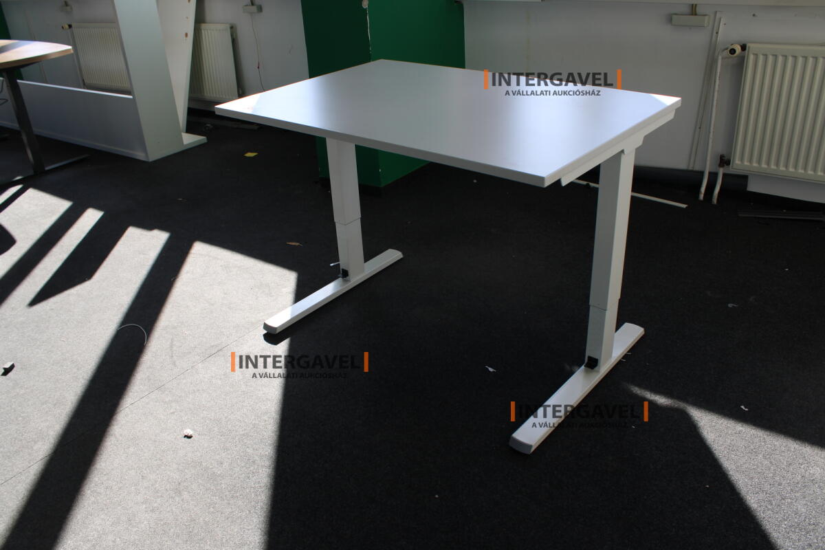 Íróasztal (mechanikusan emelhető-1200 mm) 3