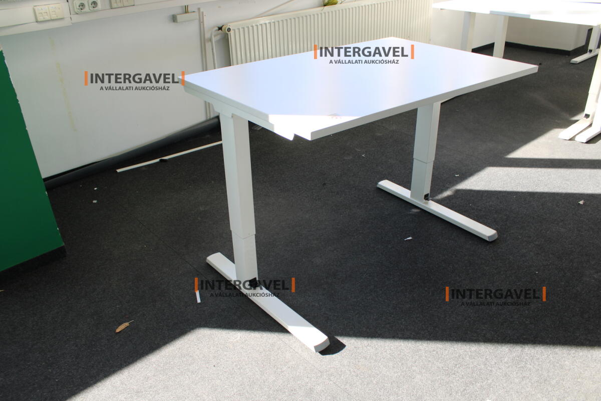 Íróasztal (mechanikusan emelhető-1200 mm) 4