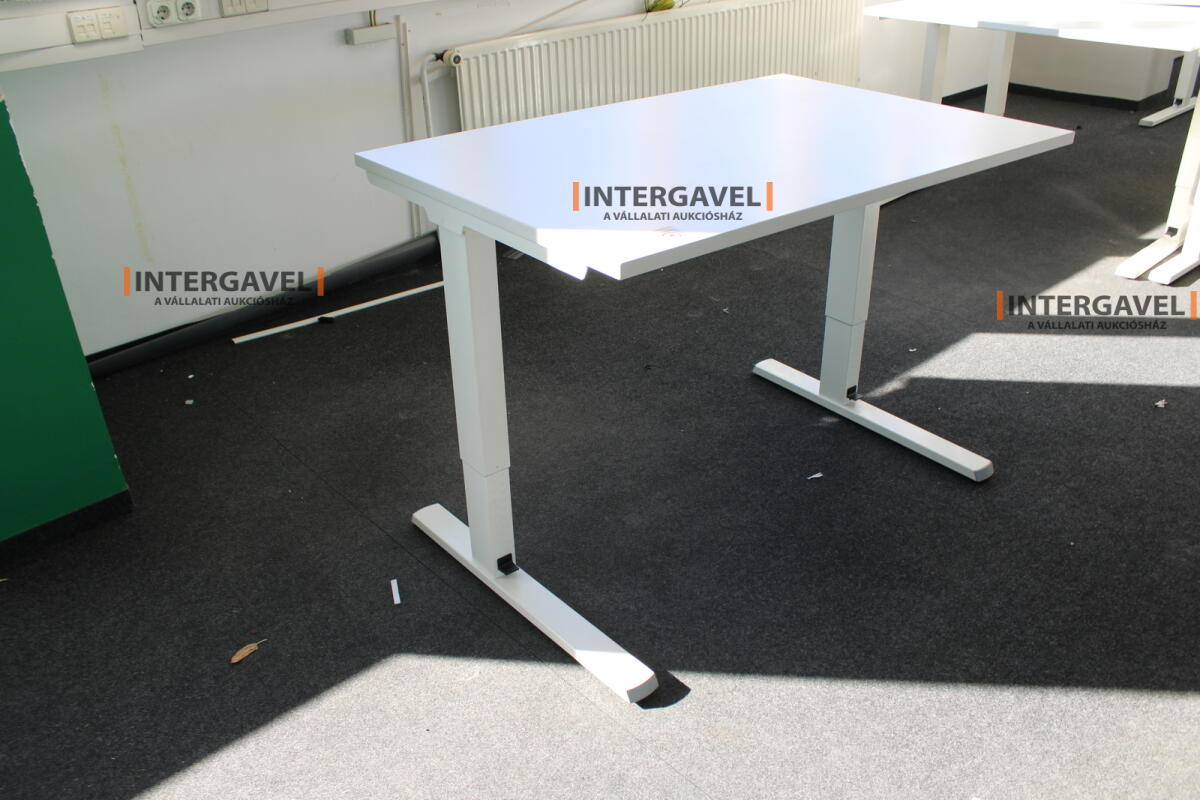 Íróasztal (mechanikusan emelhető-1200 mm) 4