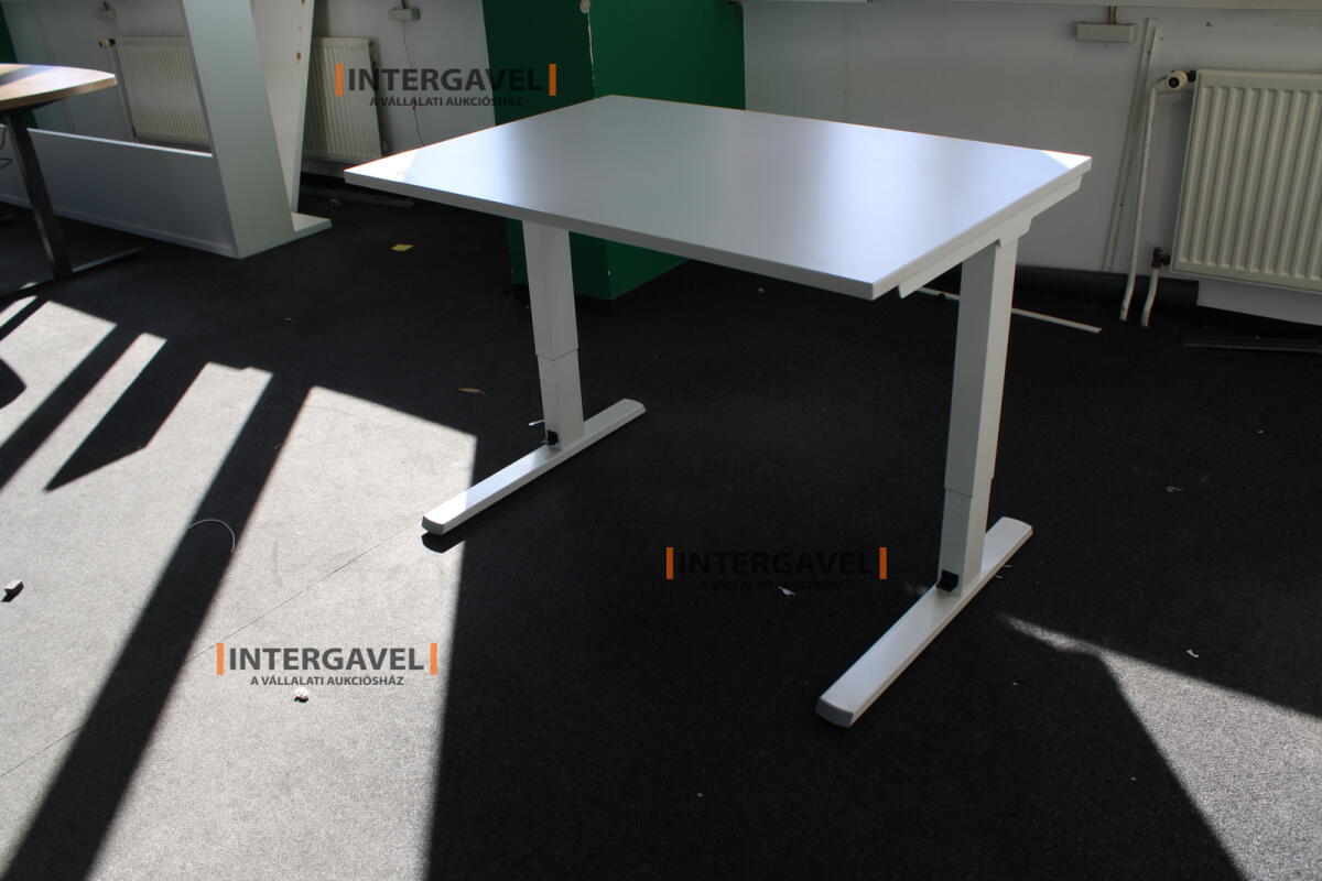 Íróasztal (mechanikusan emelhető-1200 mm) 3