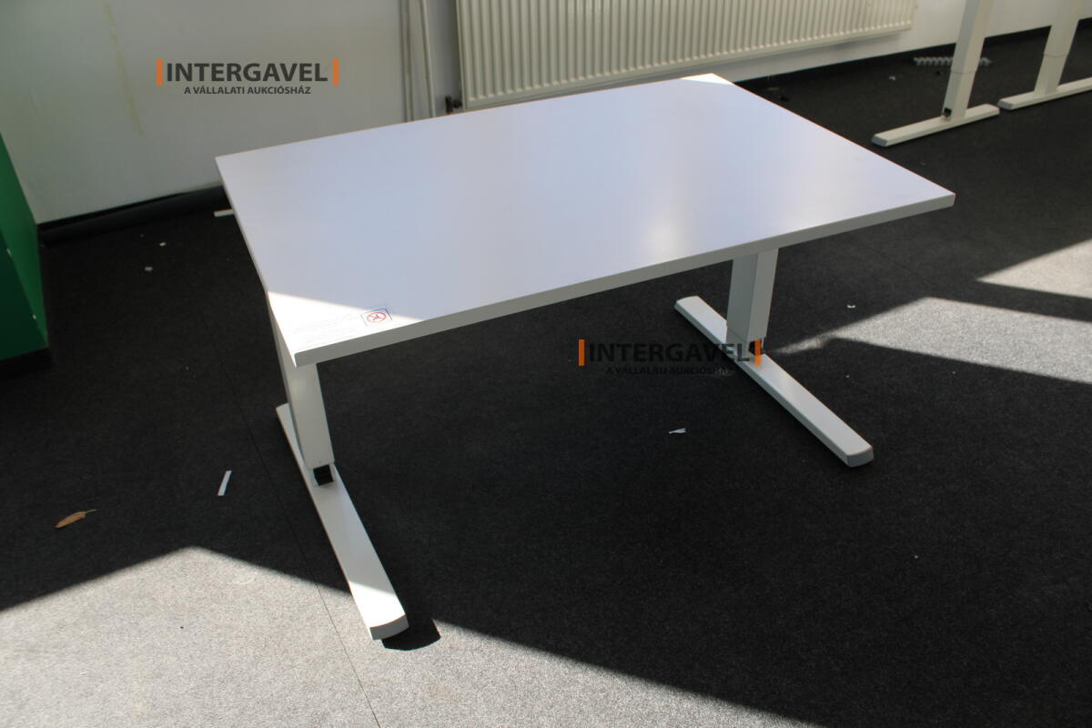 Íróasztal (mechanikusan emelhető-1200 mm)