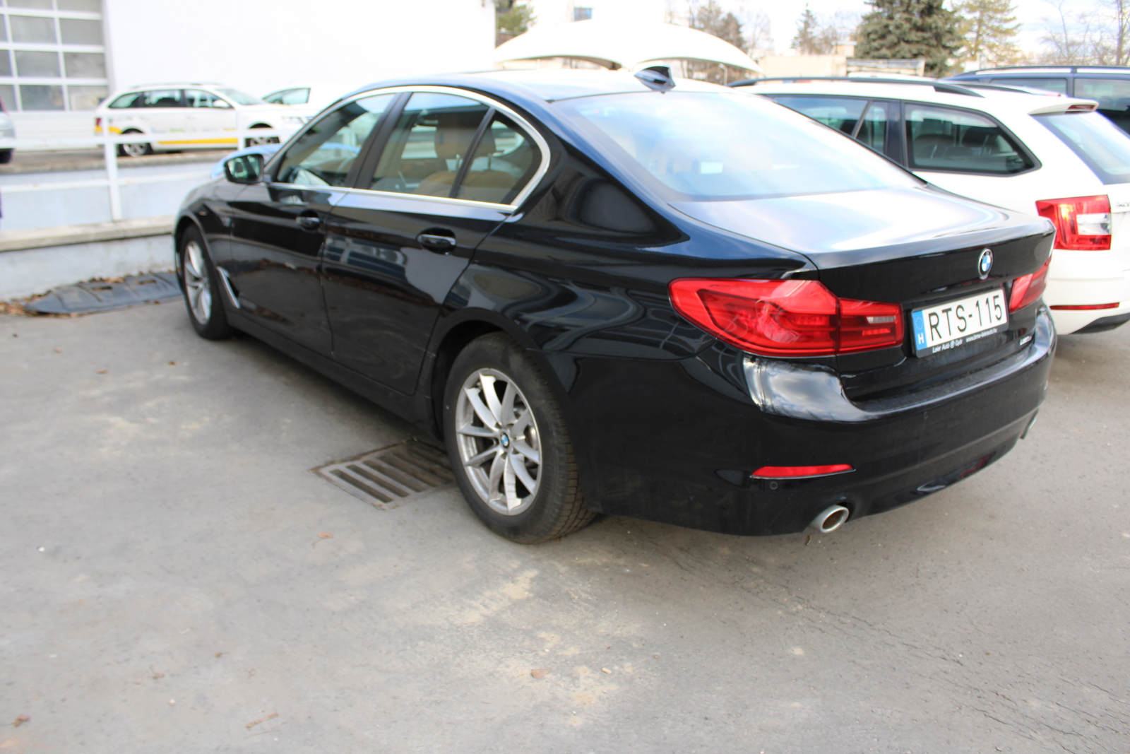 BMW 520d XDRIVE személygépjármű 4