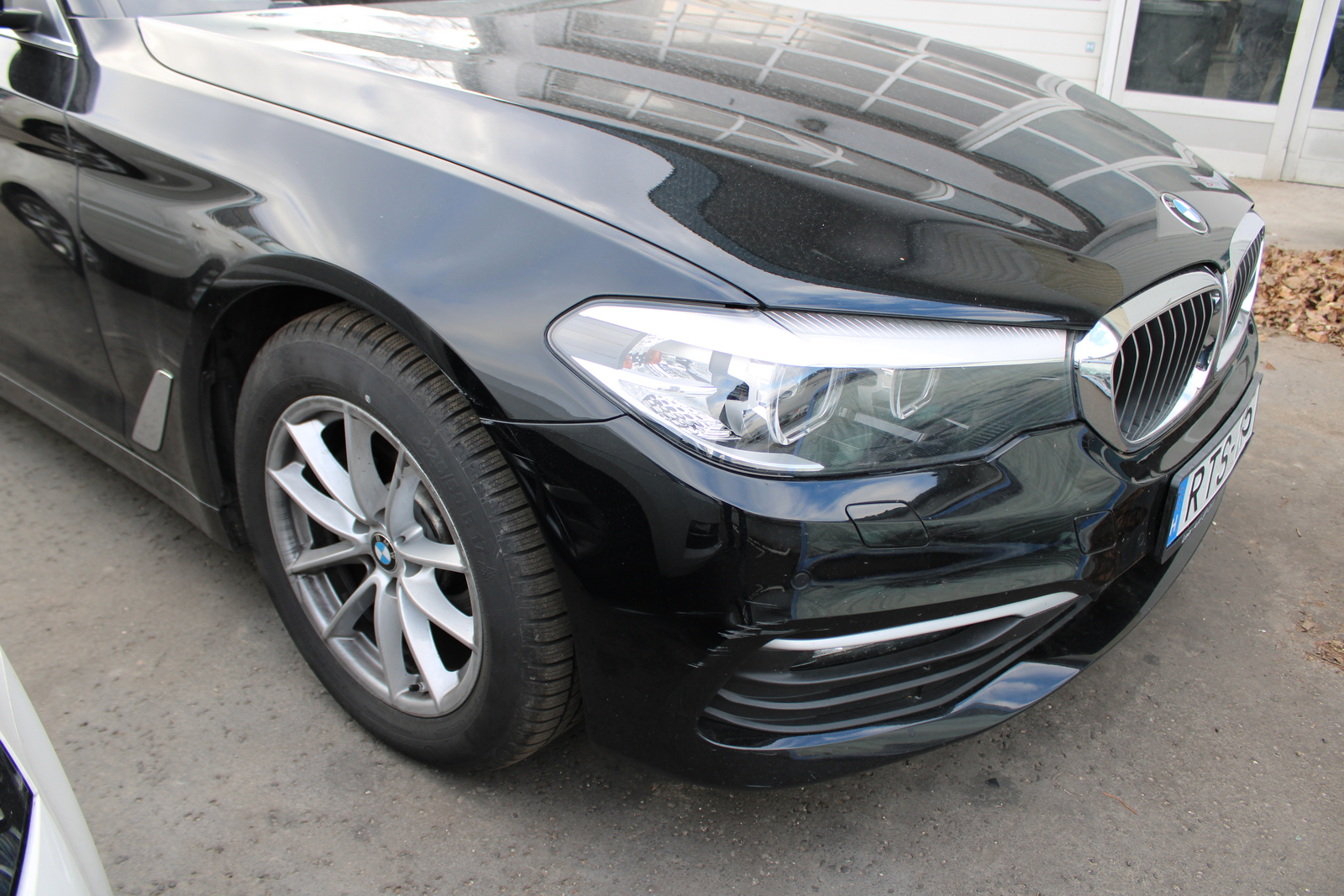 BMW 520d XDRIVE személygépjármű 9