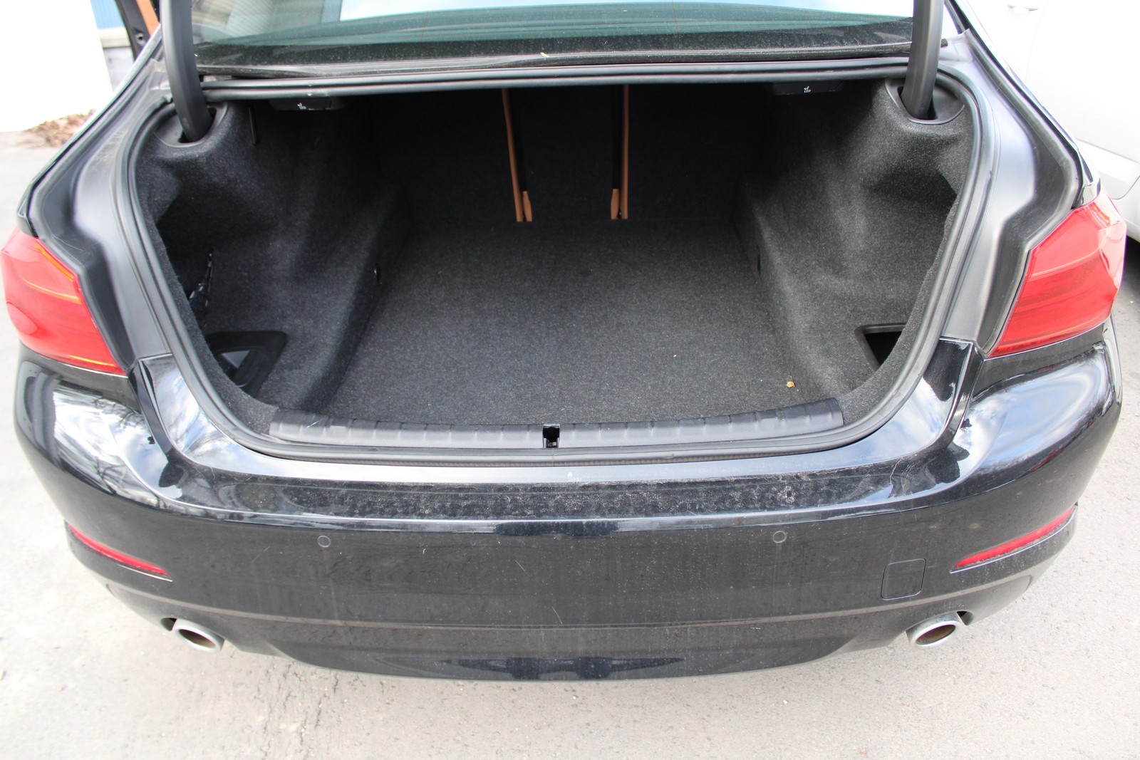 BMW 520d XDRIVE személygépjármű 11