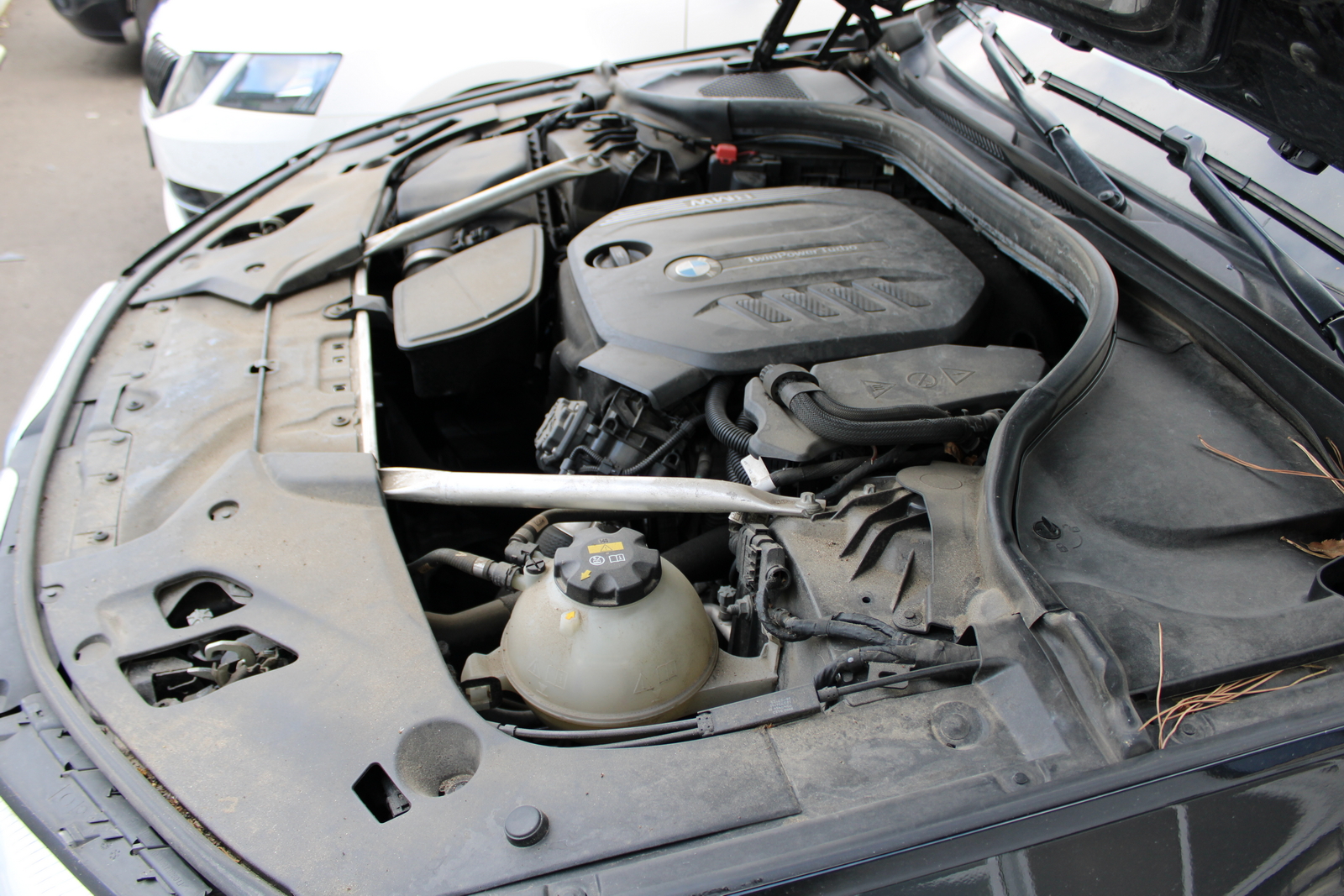 BMW 520d XDRIVE személygépjármű 15