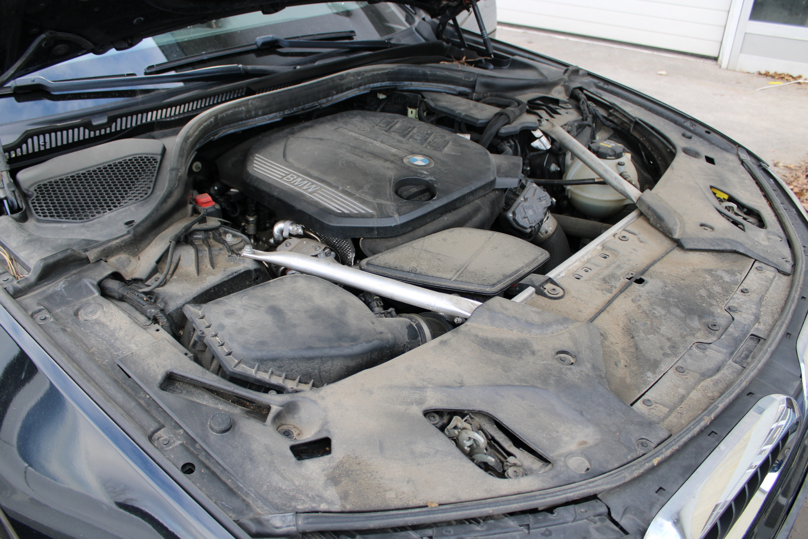 BMW 520d XDRIVE személygépjármű 16