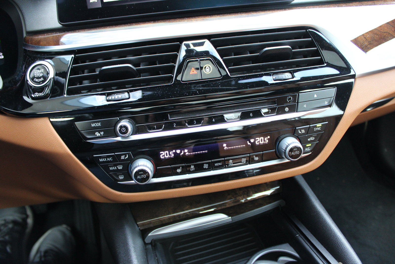 BMW 520d XDRIVE személygépjármű 28