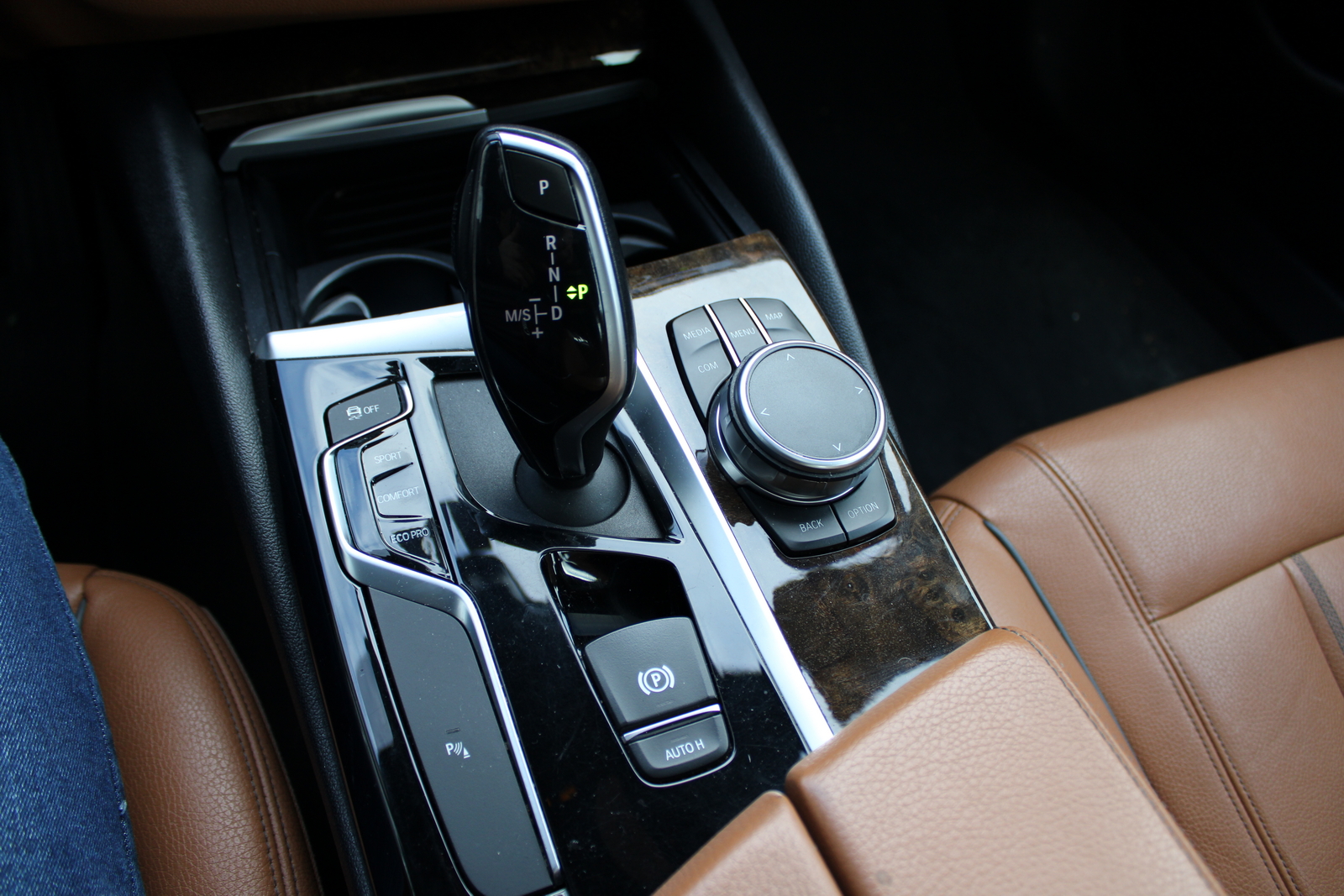 BMW 520d XDRIVE személygépjármű 29