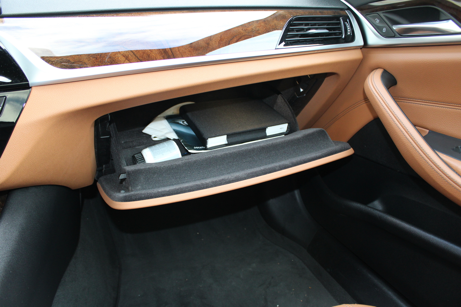 BMW 520d XDRIVE személygépjármű 30