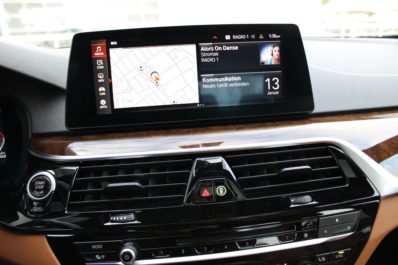 BMW 520d XDRIVE személygépjármű 34