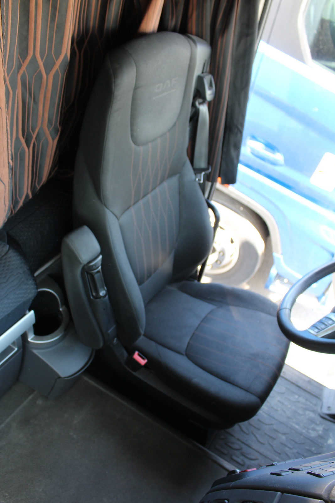 Nyergesvontató-DAF XF480FT 35