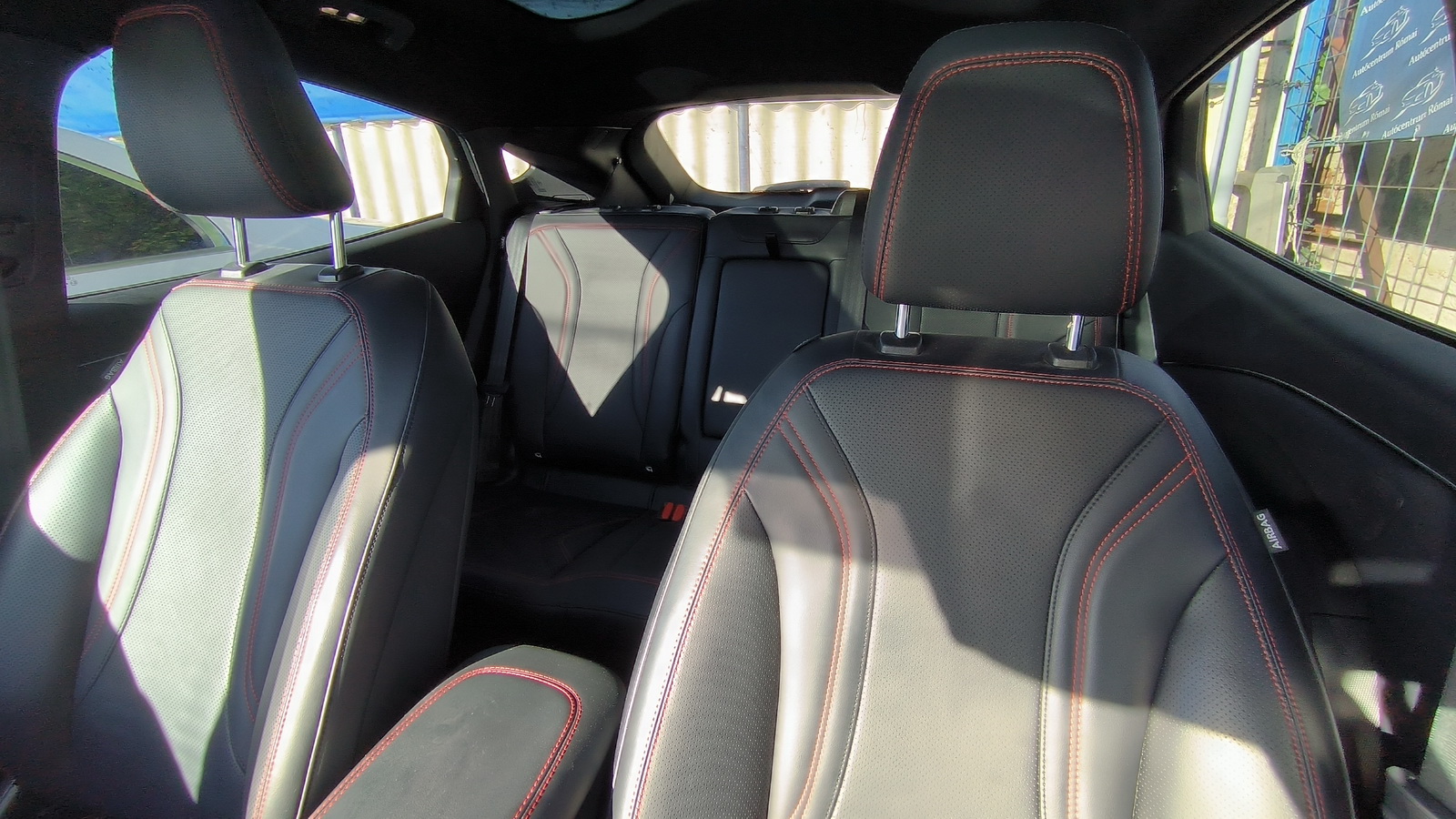 Ford Mustang MACH-E személygépjármű 13