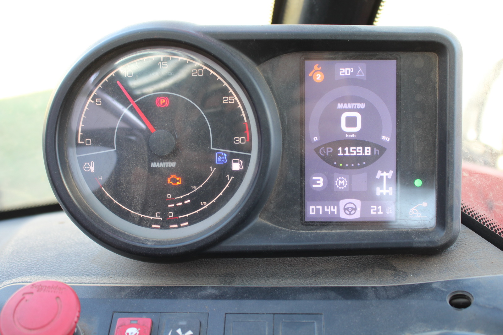 Kitológémes rakodógép - Manitou 6