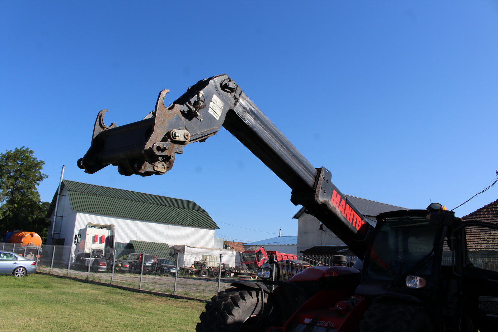 Kitológémes rakodógép - Manitou 11